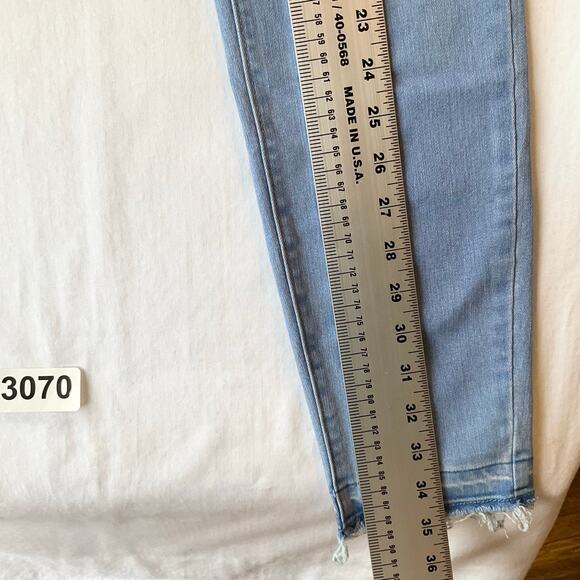 Old Navy Women Waxed Frayed Mid-rise Skinny Jeans size 8 Regular, Light Blue - Picture 3 of 13